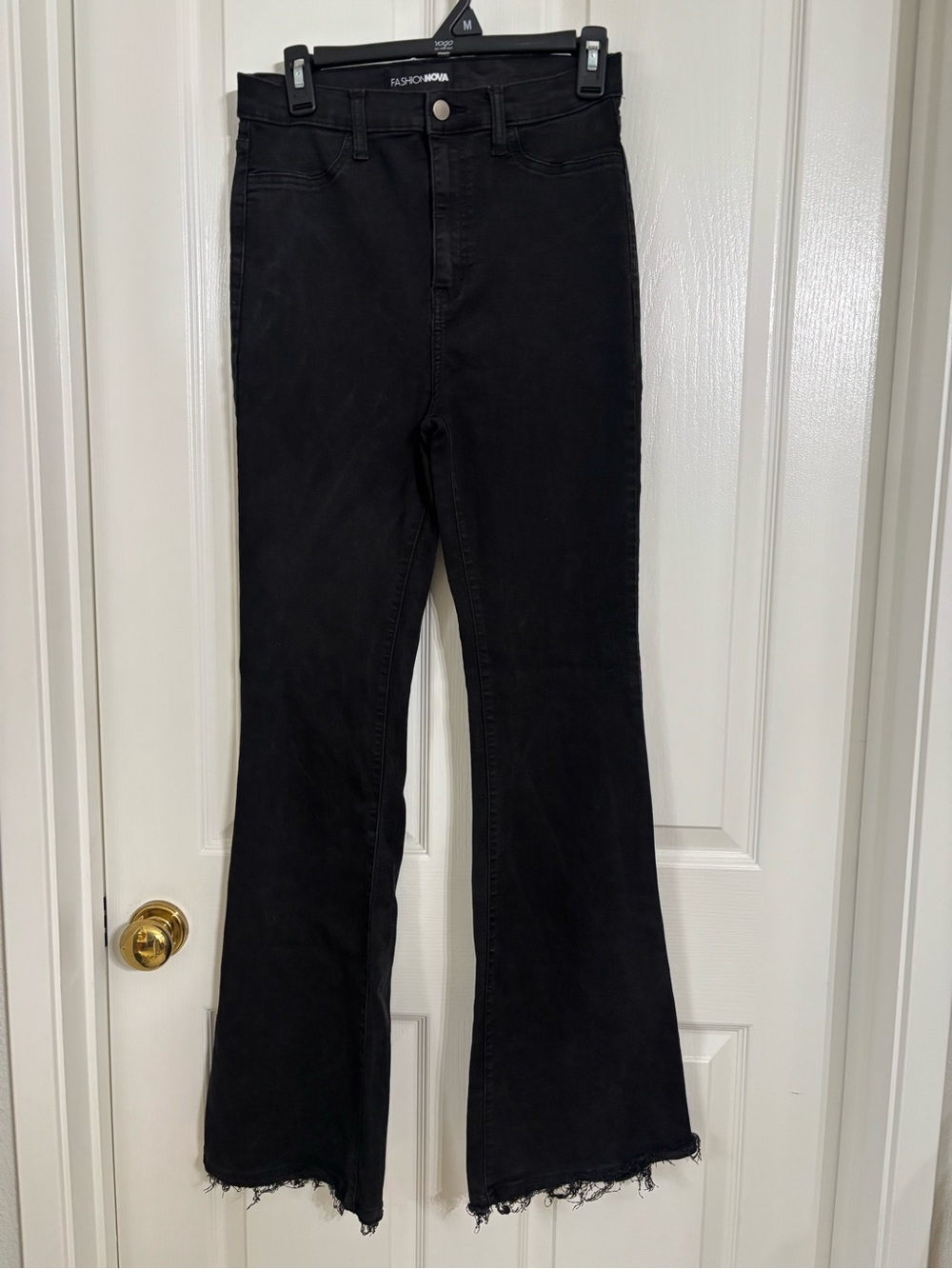 Fashion Nova Super Long Raw Hem Flare Jeans Women’s Size 11